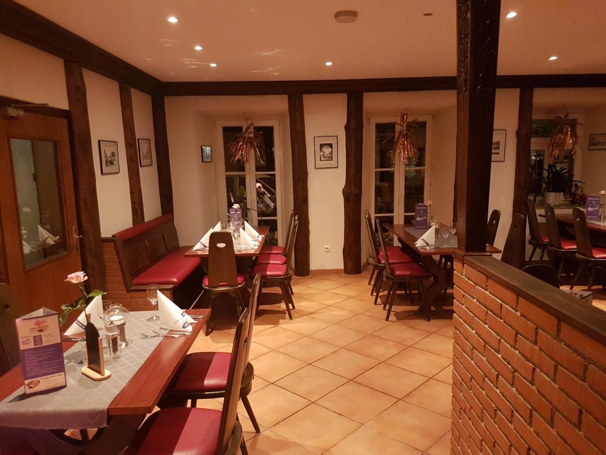 Seebauer-Hotel Die Ente Von Wassertruedingen Bagian luar foto